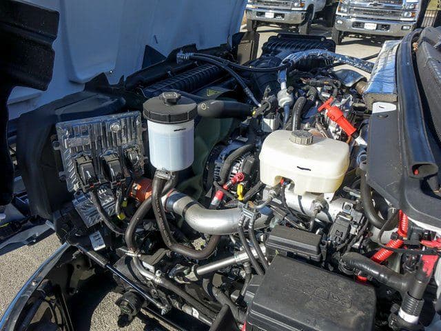 2024 Chevrolet Silverado 6500HD image 18