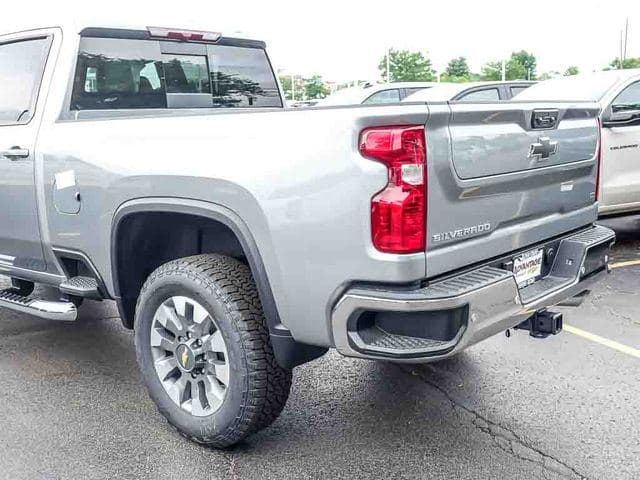 2026 Chevrolet Silverado 2500HD LT image 6
