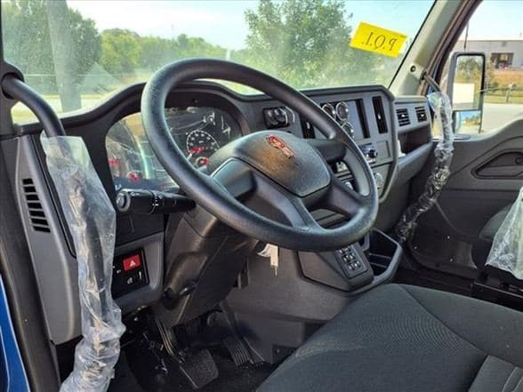 2025 Kenworth D5 image 16