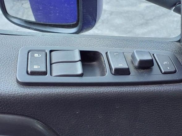 2025 Kenworth T880 image 9