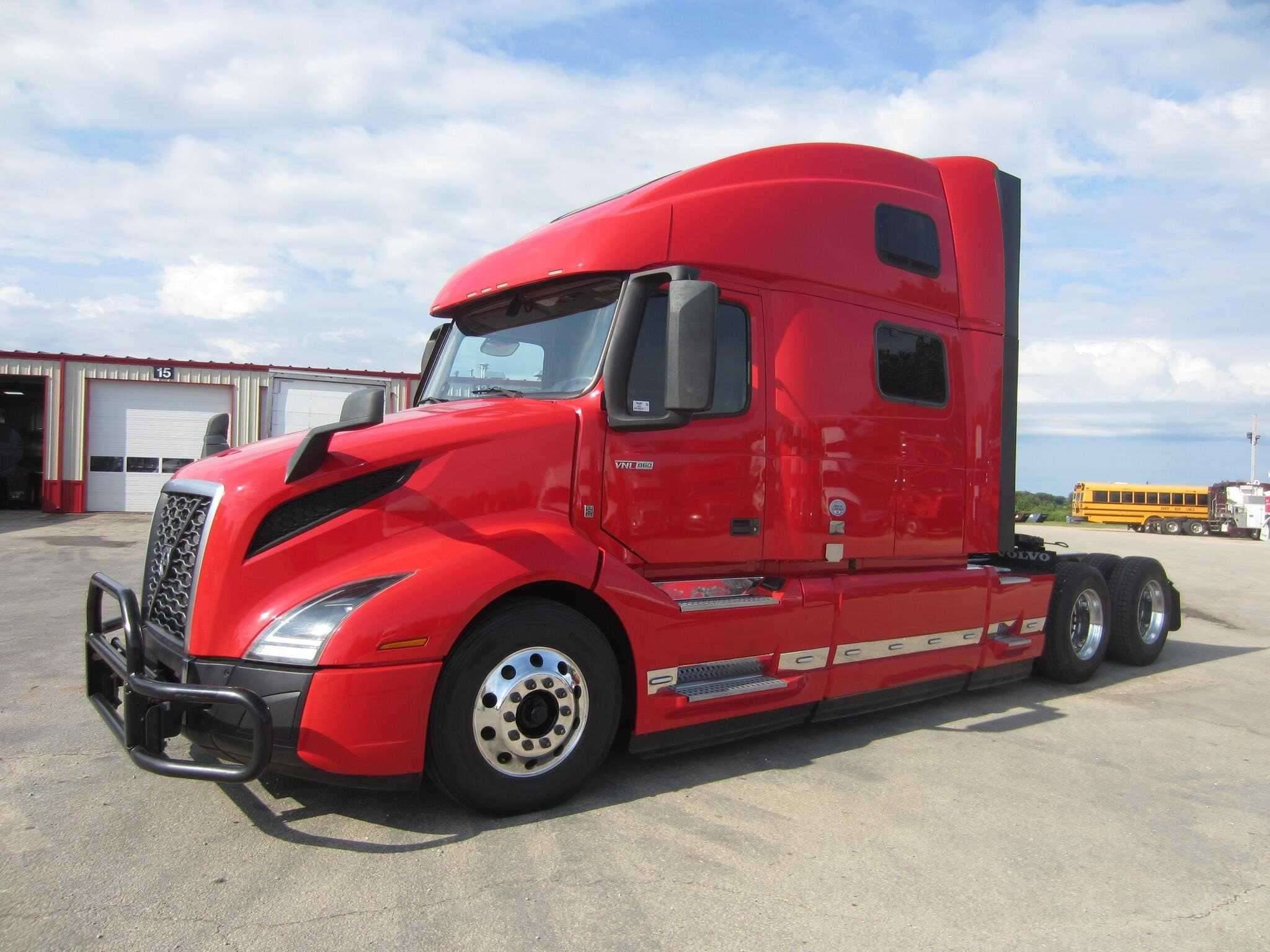 2022 Volvo VNL image 1