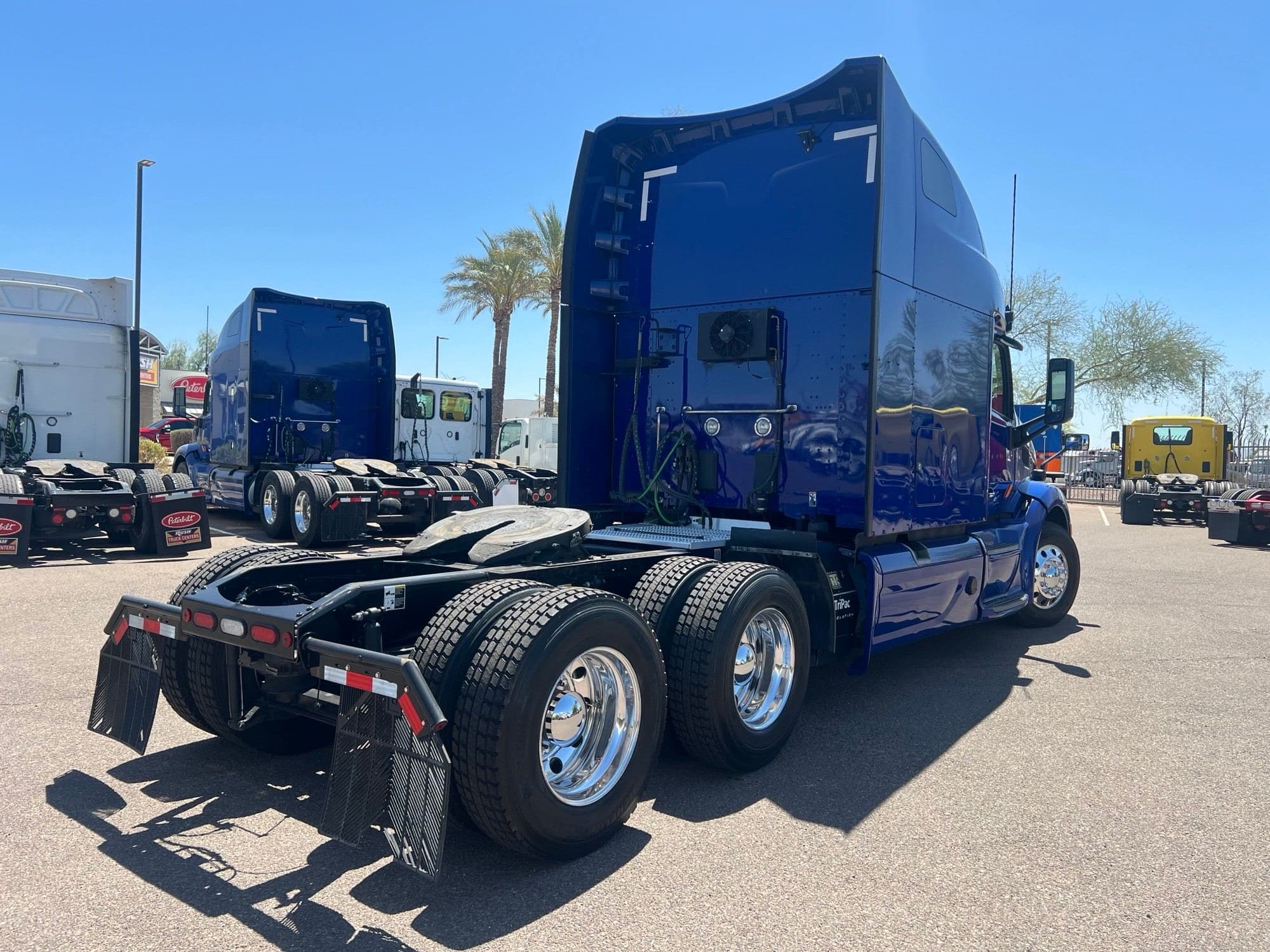 2022 Peterbilt 579 image 5