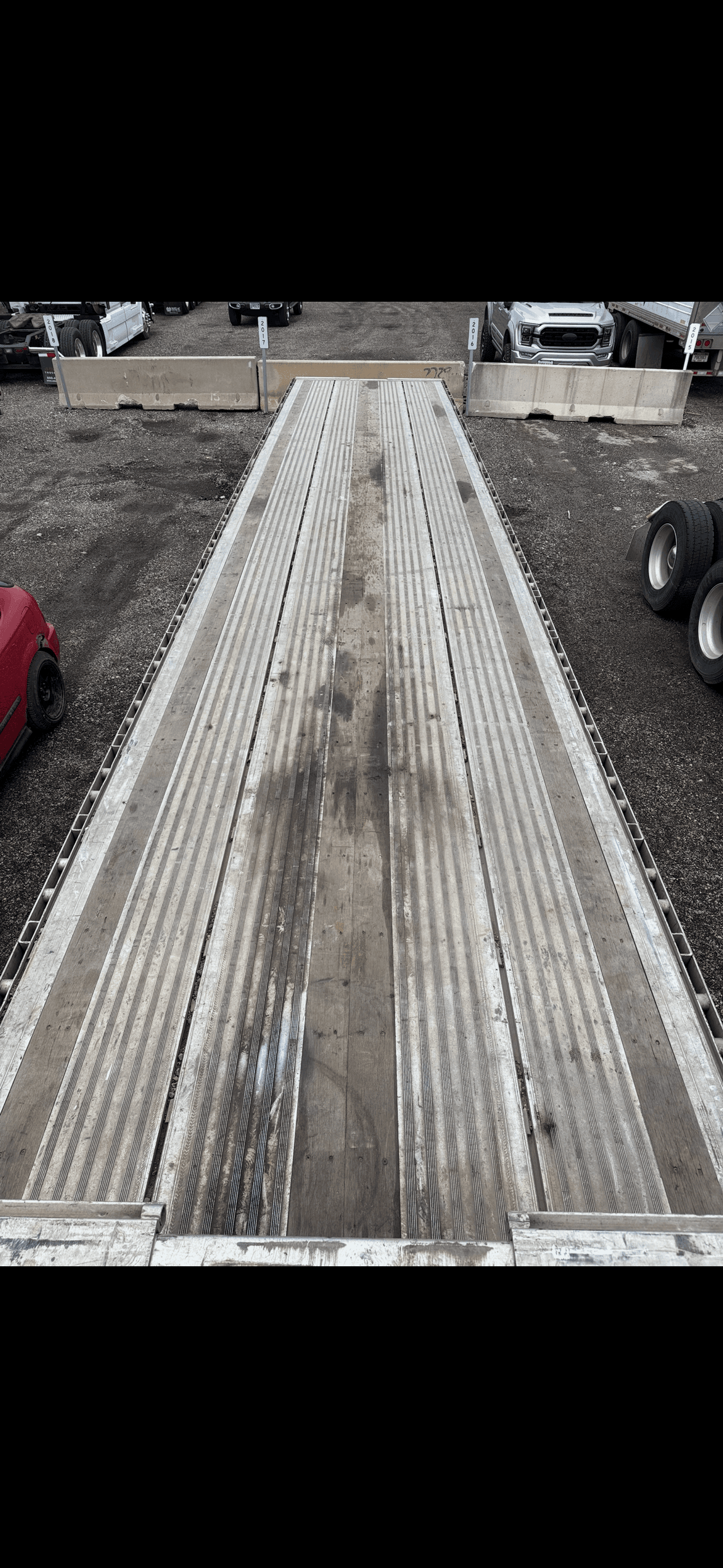 2020 BENSON Low Pro Aluminum Drop Deck image 1