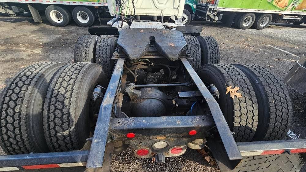 2018 Freightliner Cascadia image 8