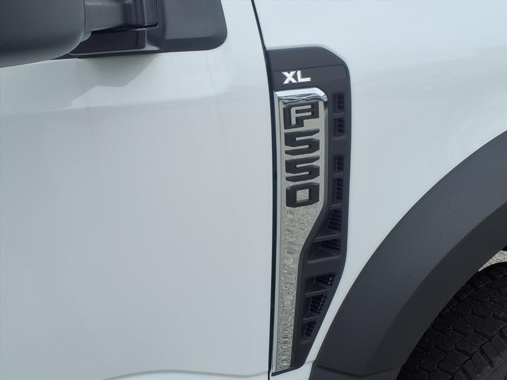 2026 Ford F550 SD XL image 9