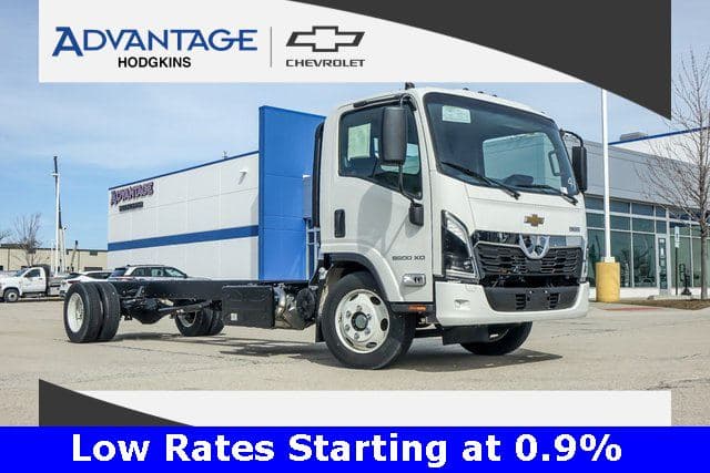 2025 Chevrolet 5500 XD LCF Diesel Base image 1