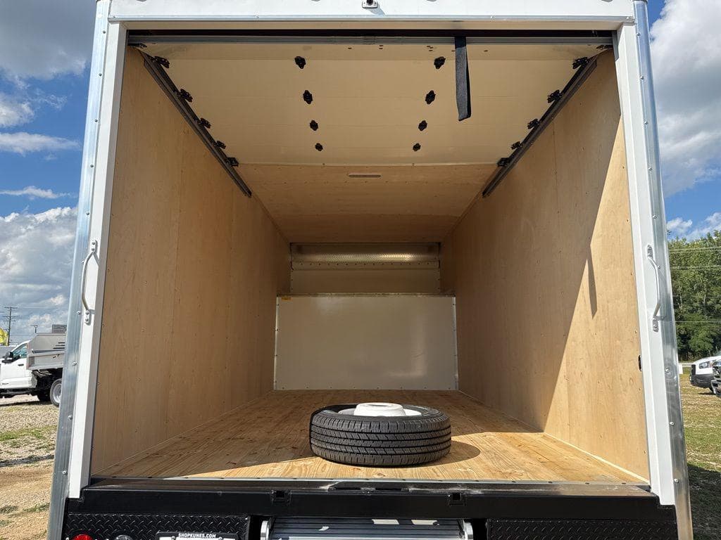 2026 Ford E-350SD Base Box Van image 6