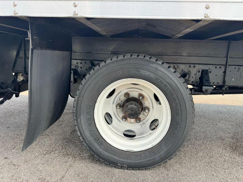 2020 Chevrolet C5500 image 19