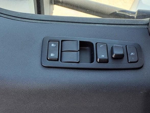 2025 Kenworth U7-10 image 28