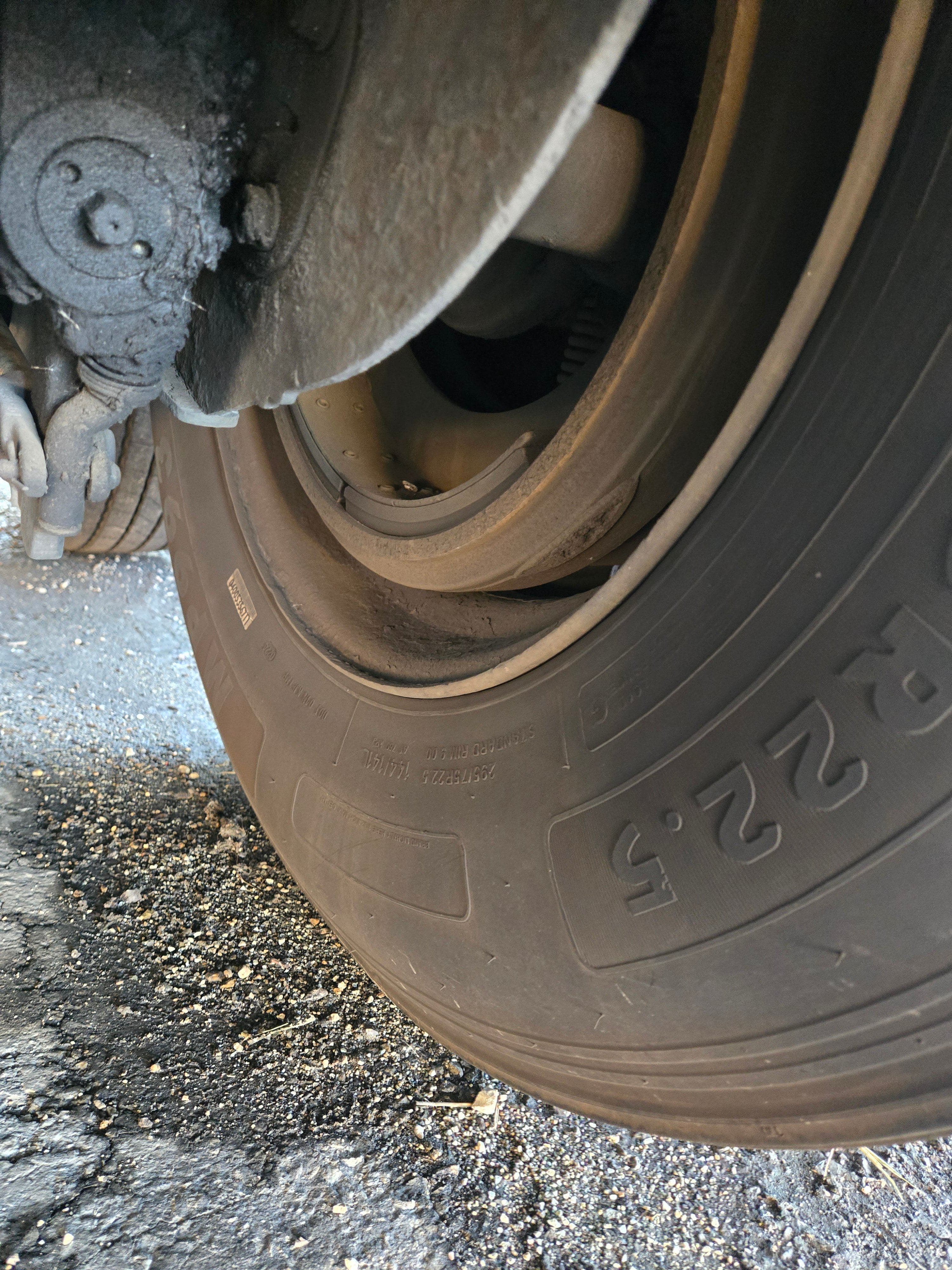 2011 Utility 53` Dry Van image 10