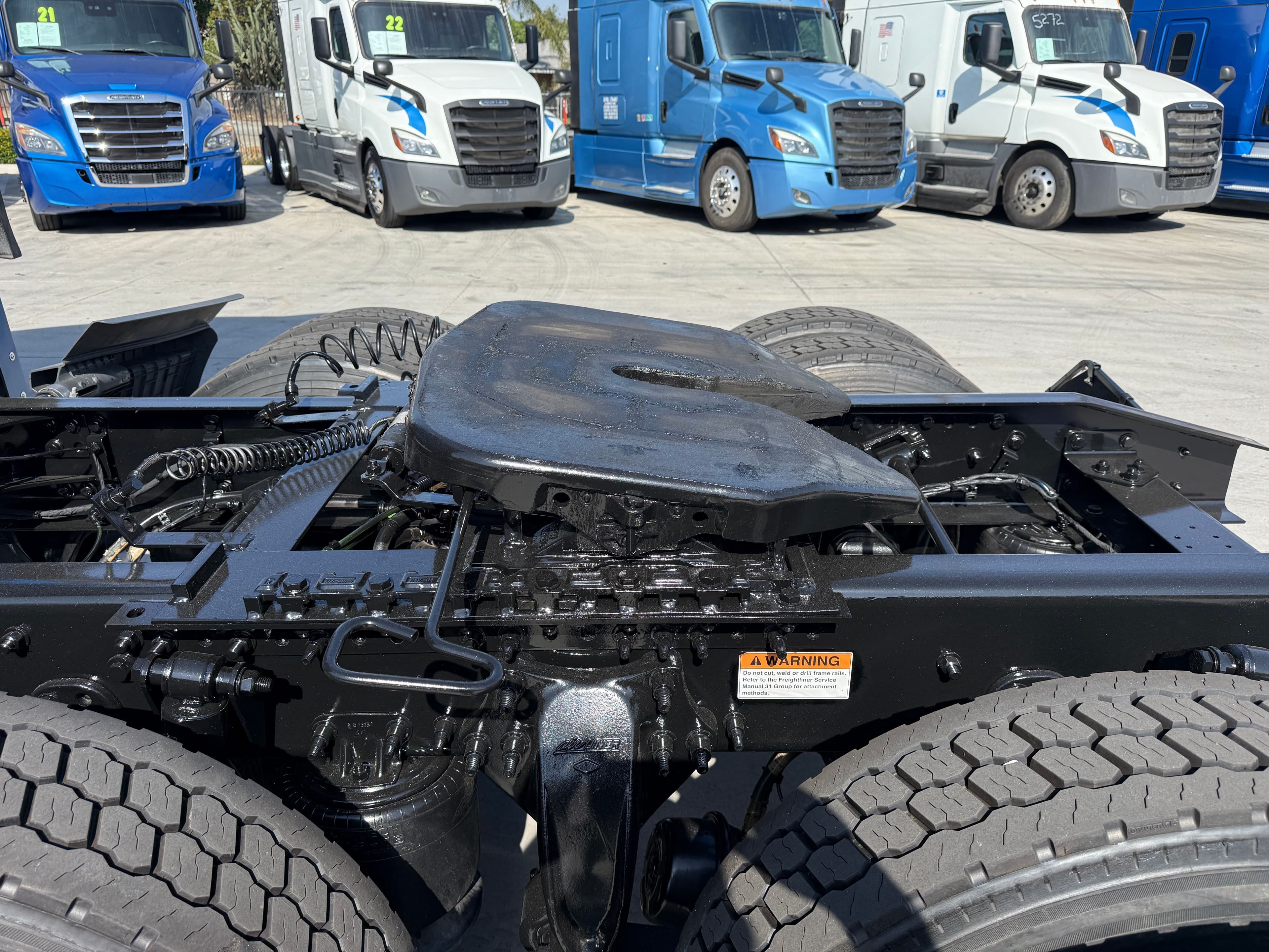 2022 Freightliner Cascadia 126 image 10