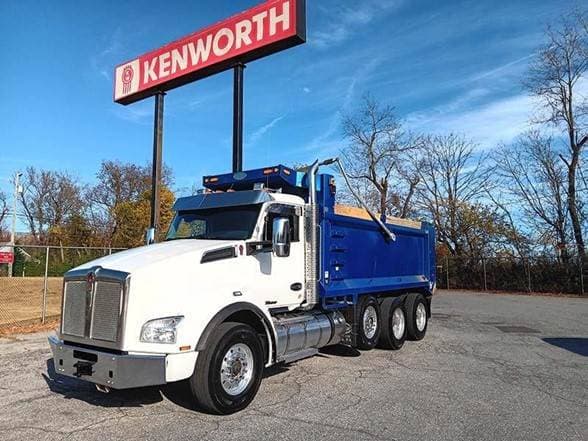 2021 Kenworth T880 image 1