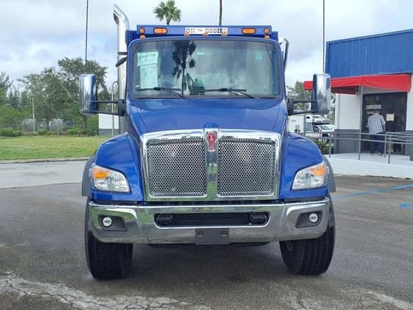 2025 Kenworth D5 image 2
