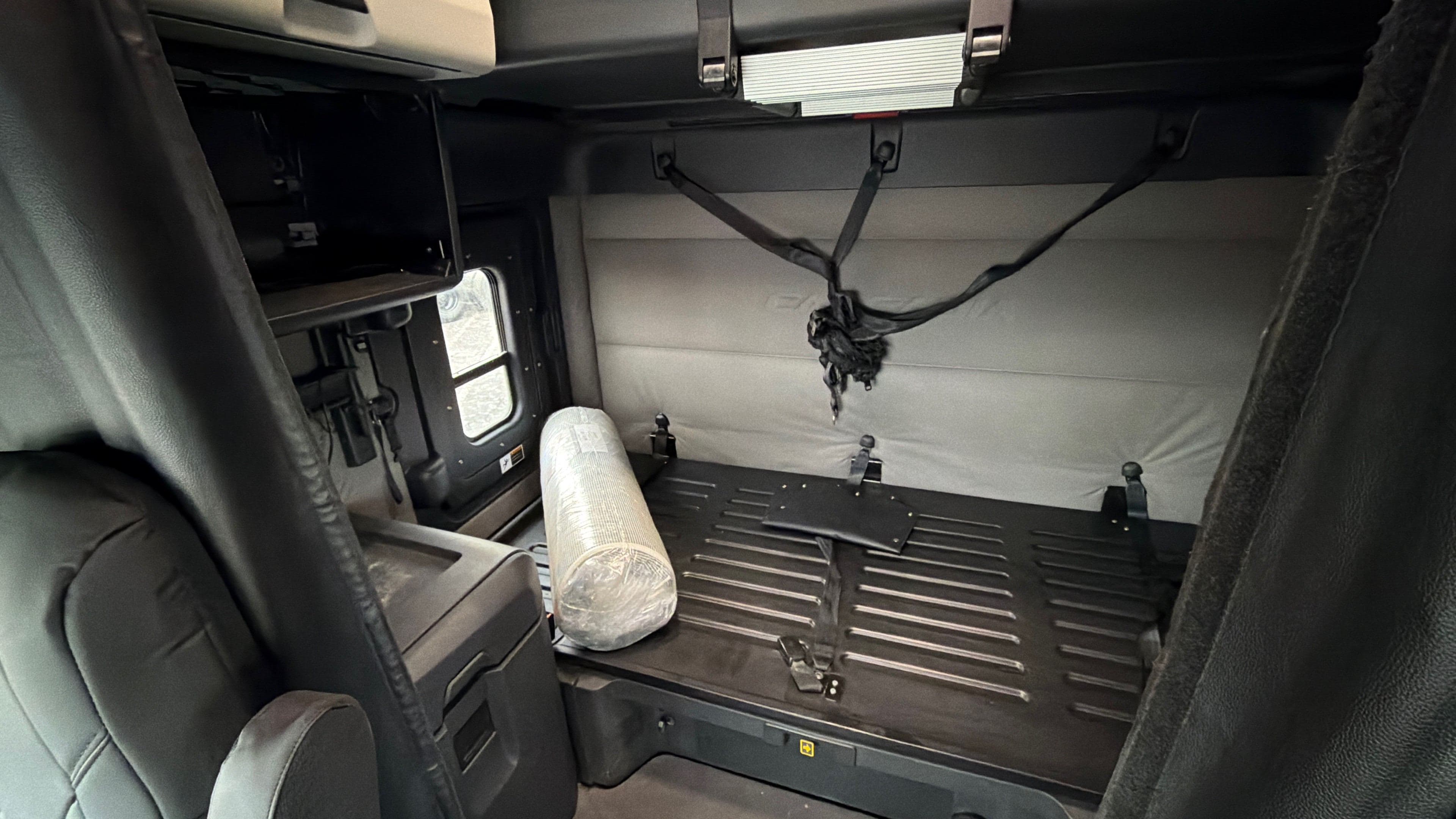 2021 Freightliner Cascadia image 10