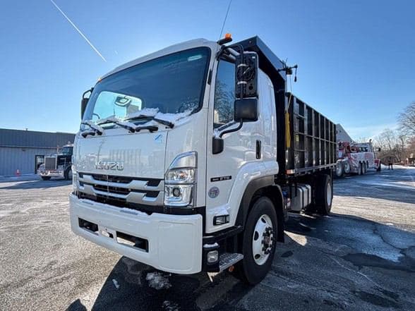 2025 Isuzu FTR image 7