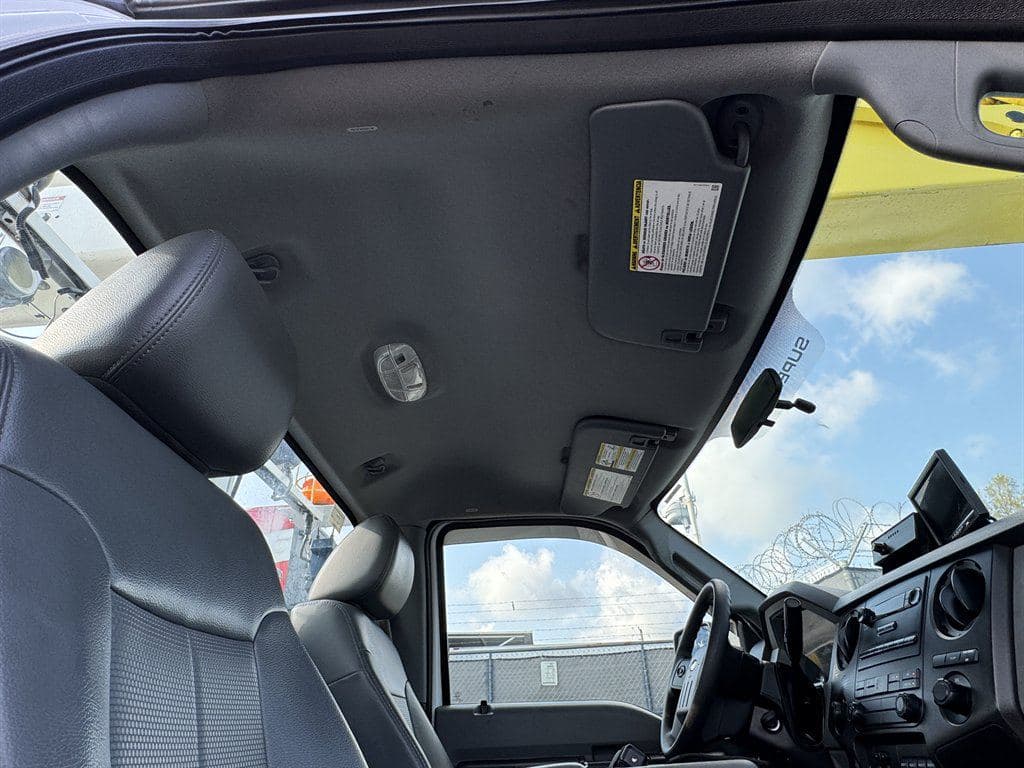 2016 Ford F550 image 50