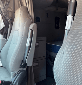 2020 Kenworth T680 image 4