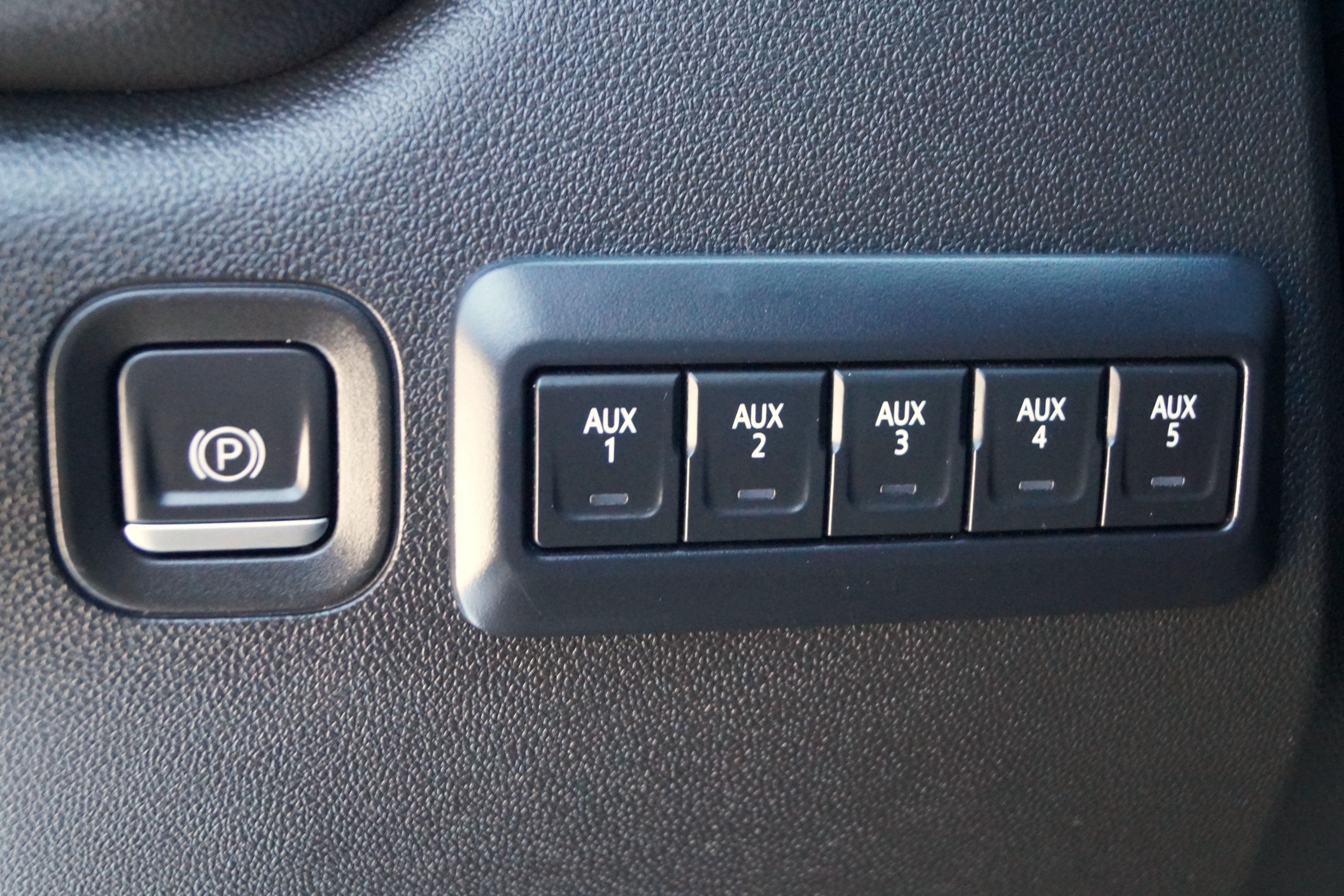 2022 Chevrolet Silverado 3500 HD - Service Utility Truck - 4WD 6.6L V8 Duramax image 16