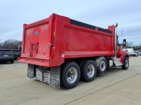 2026 Kenworth T880S image 4