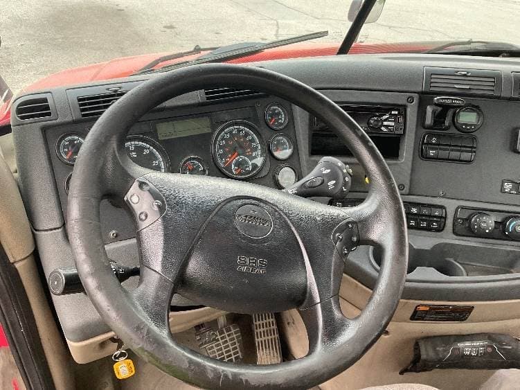 2018 Freightliner Cascadia image 6