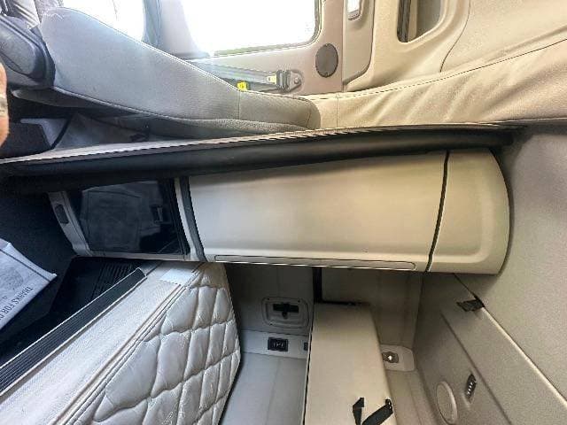 2019 Peterbilt 579 image 10