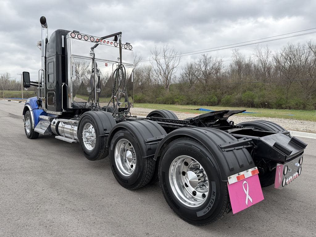Used 2020 KENWORTH T880 image 9