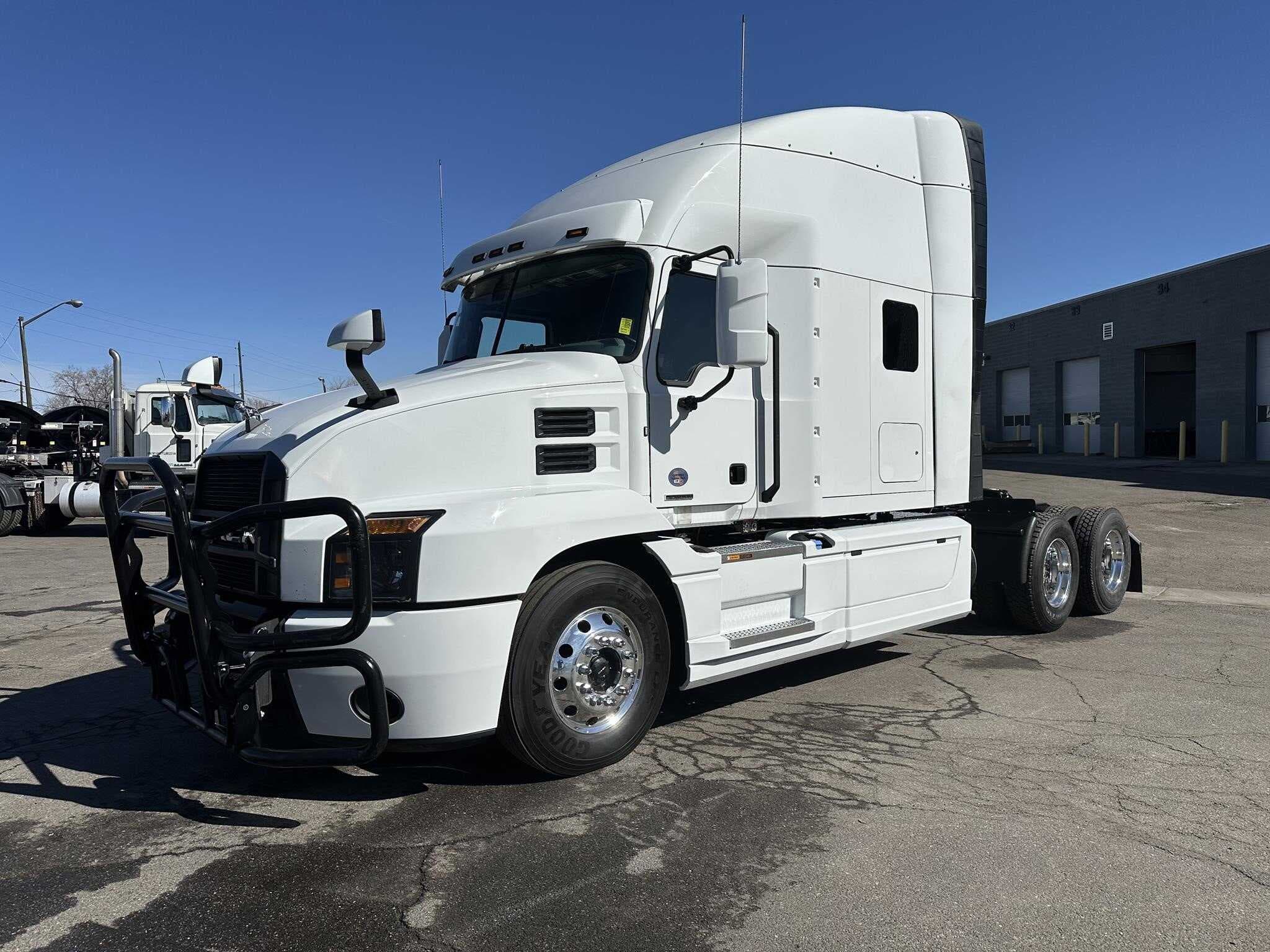 Used 2022 MACK ANTHEM Conventional - Sleeper Truck image 1