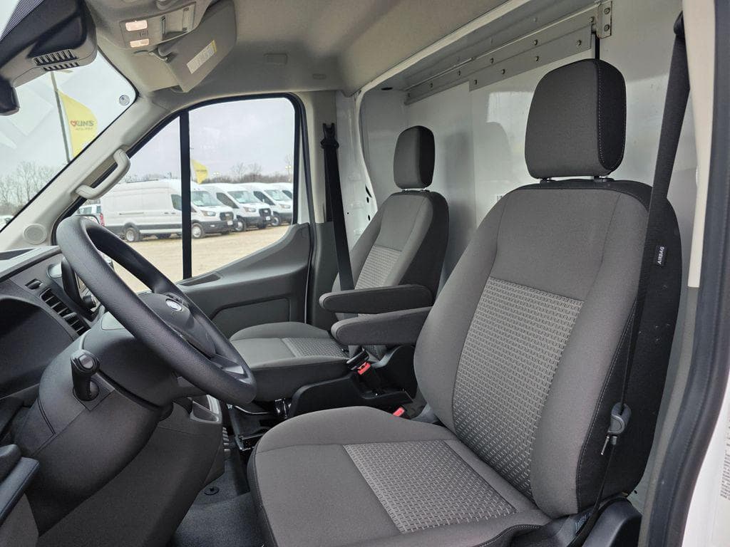 2024 Ford Transit-350 Base image 39