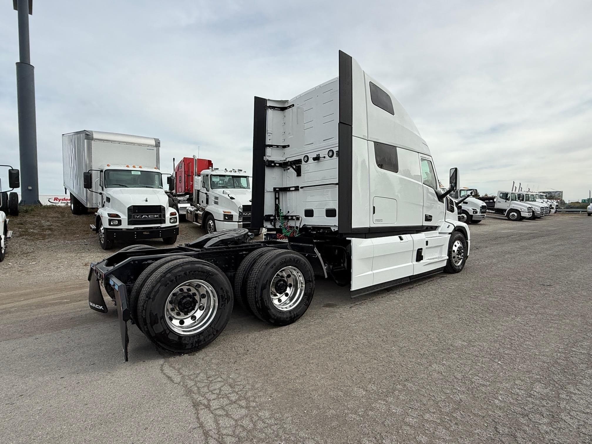 2026 MACK PIONEER 64T 121358 image 3