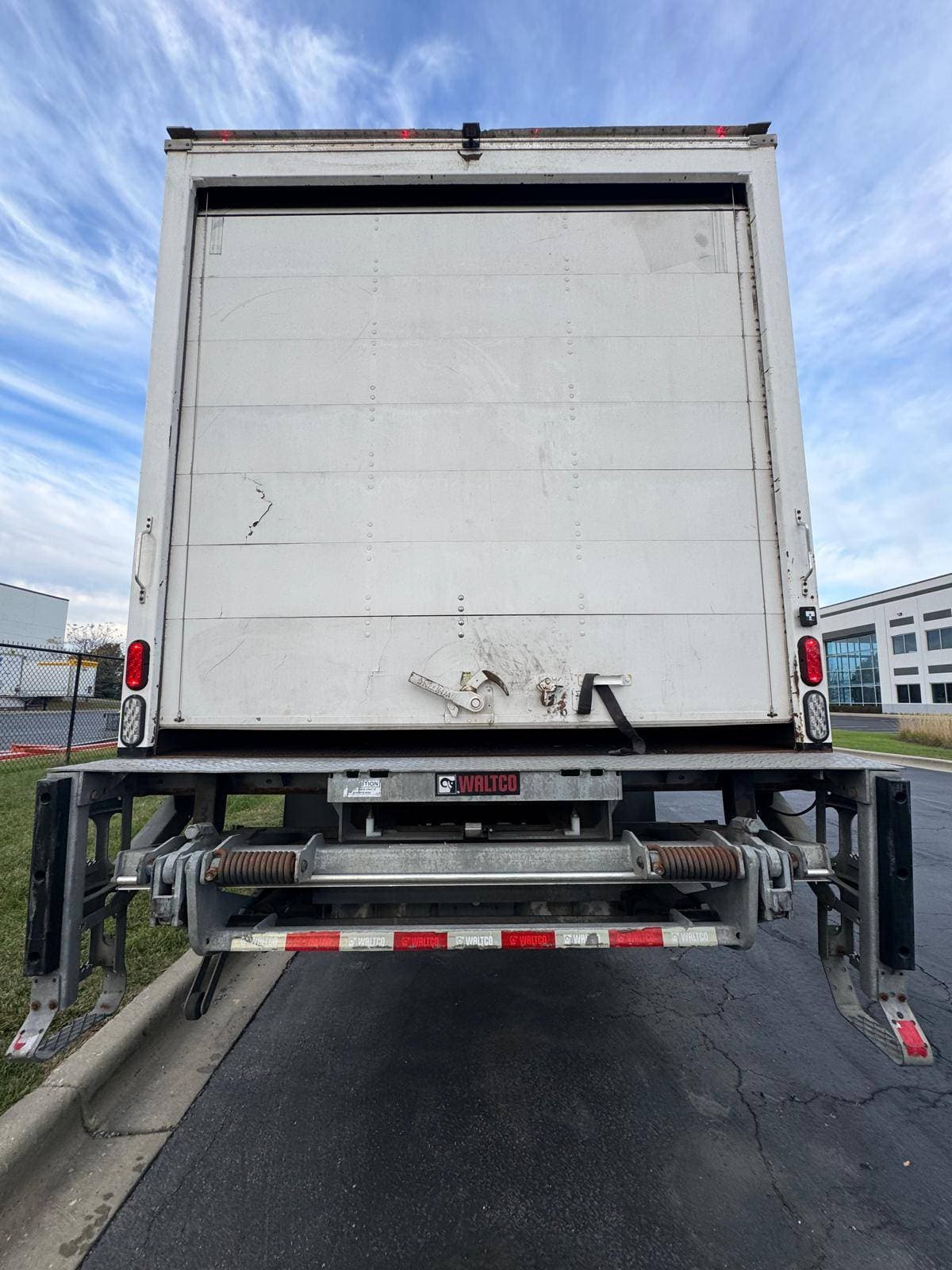 2018 International MV607 image 6