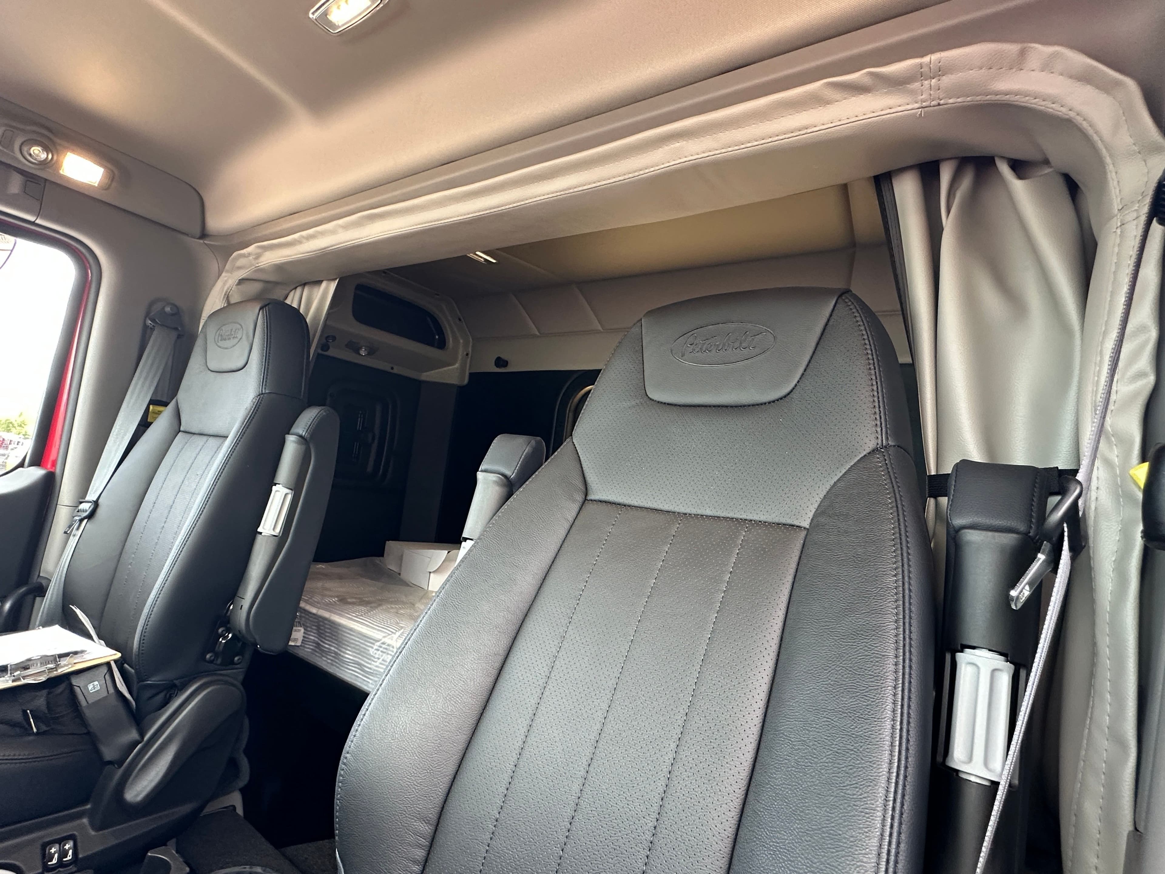 2025 Peterbilt 589 589 WITH A CENTURY 1150  (SK#: 6063C) image 14