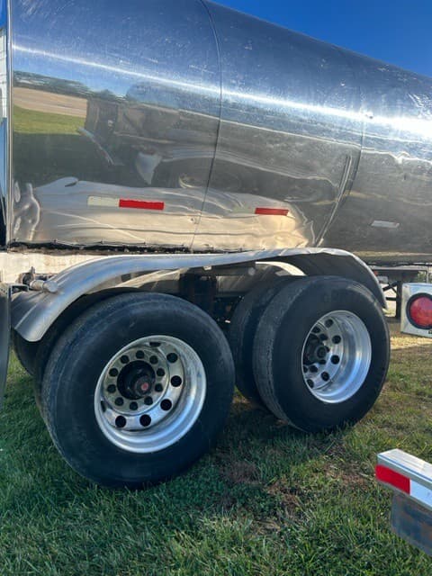 1988 Walker 6200 GAL image 4