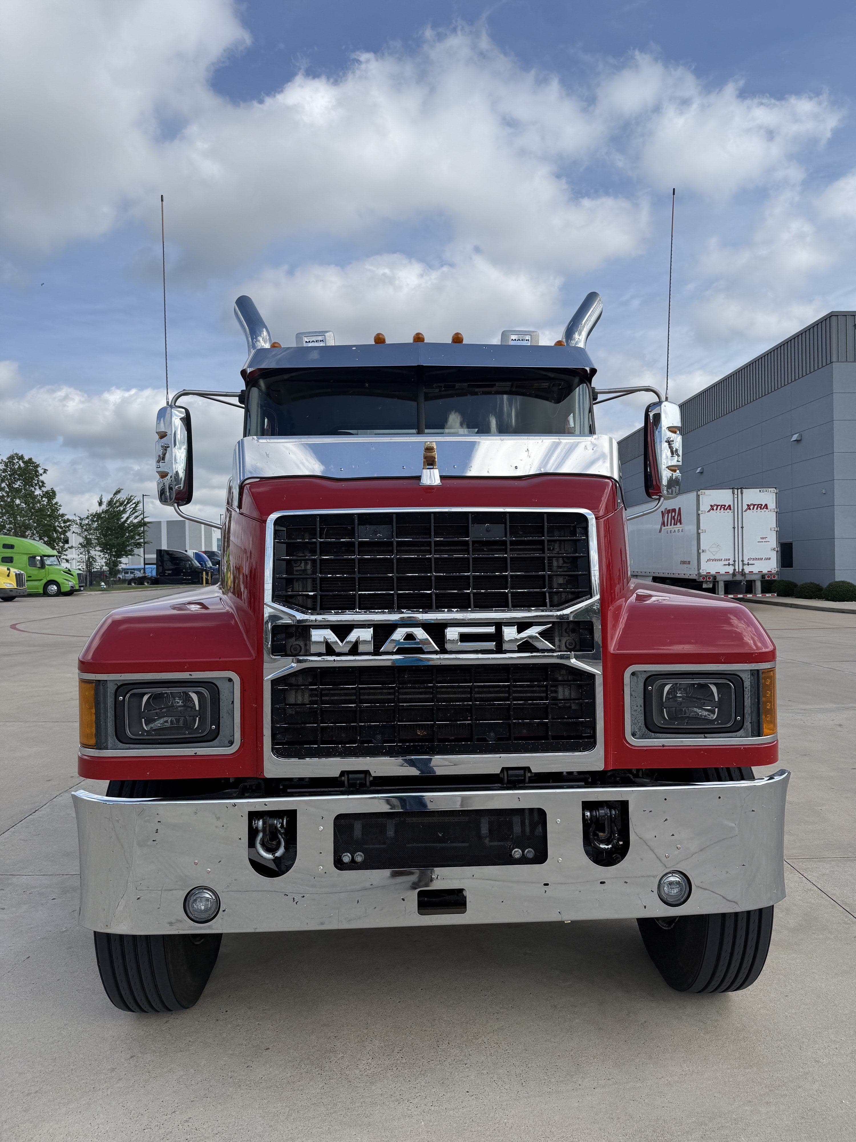 2025 Mack PINNACLE 64T image 8