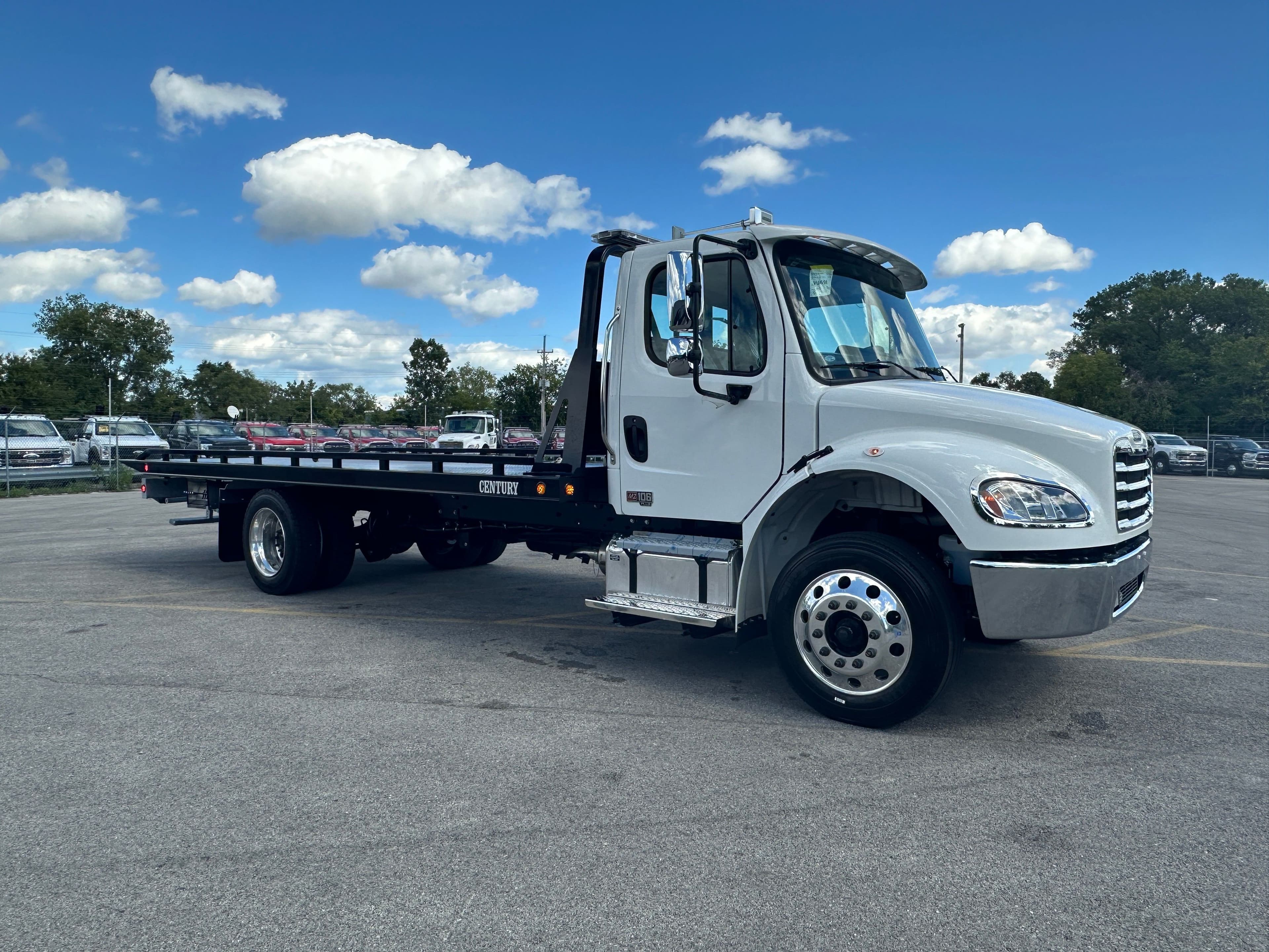 2025 Freightliner M2 106 Medium Duty WITH A CENTURY 21.5' STEEL CARRIER  (SK#: 6257C)  image 8