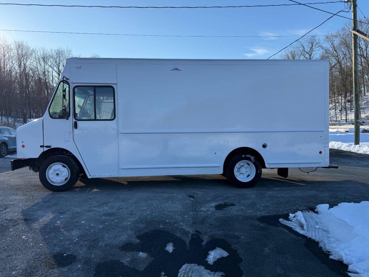 2021 Freightliner MT45 image 16