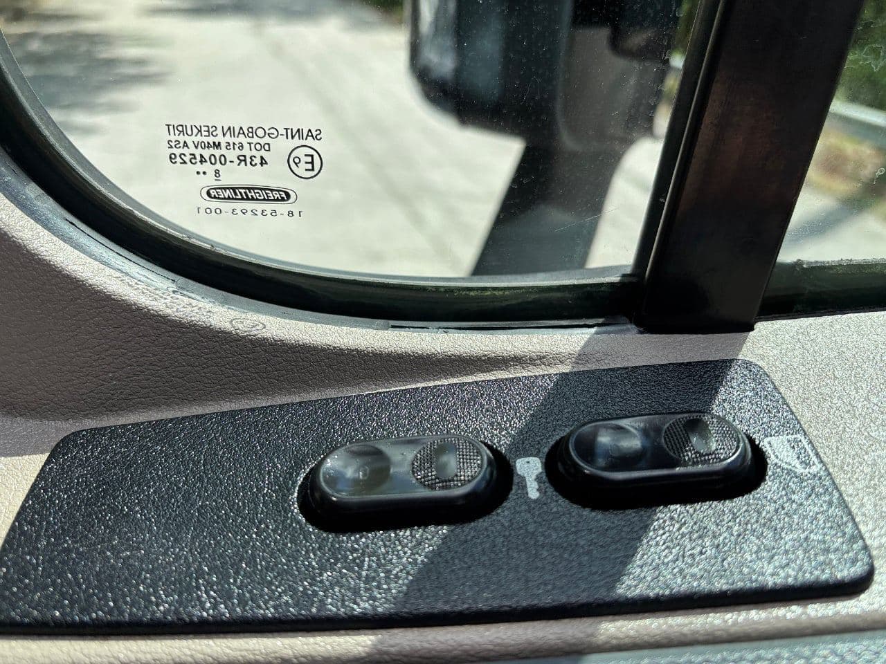 2020 Freightliner Cascadia 125 image 27