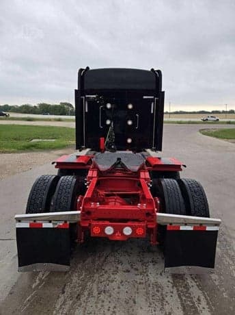 2021 Kenworth W9 Series image 4