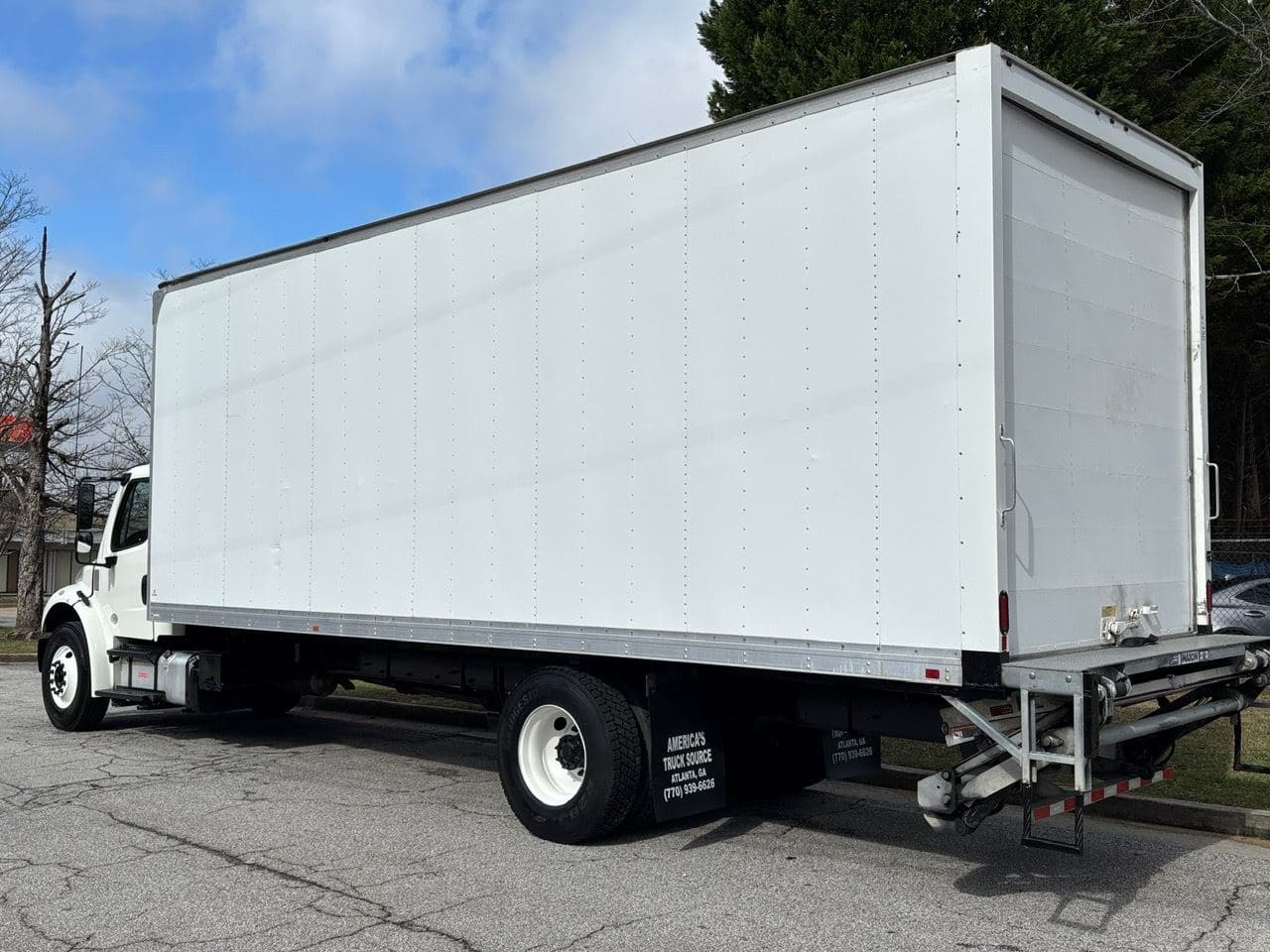 2019 Freightliner M2106 image 7