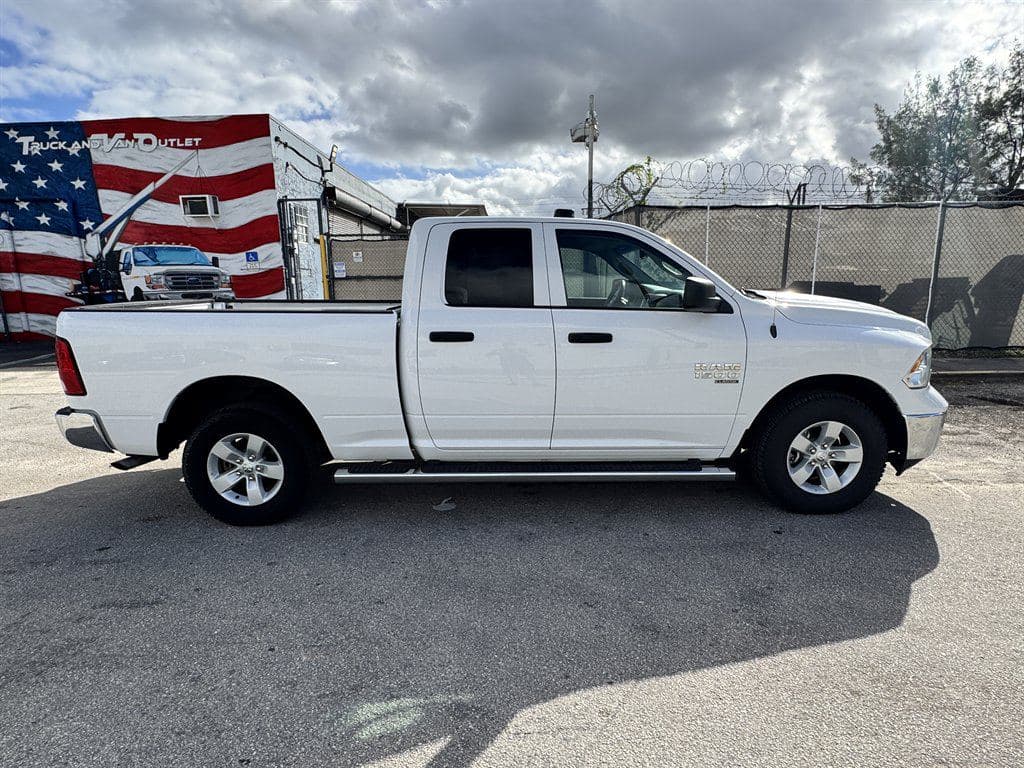2020 Ram 1500 DS image 13
