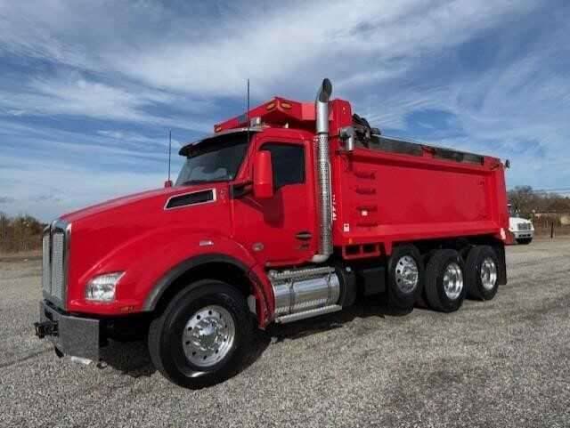2022 Kenworth T880 image 3