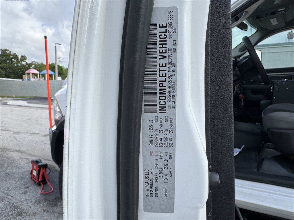 2017 RAM 5500 image 69