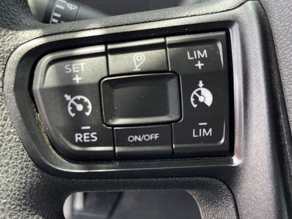 2025 Kenworth T880 image 20