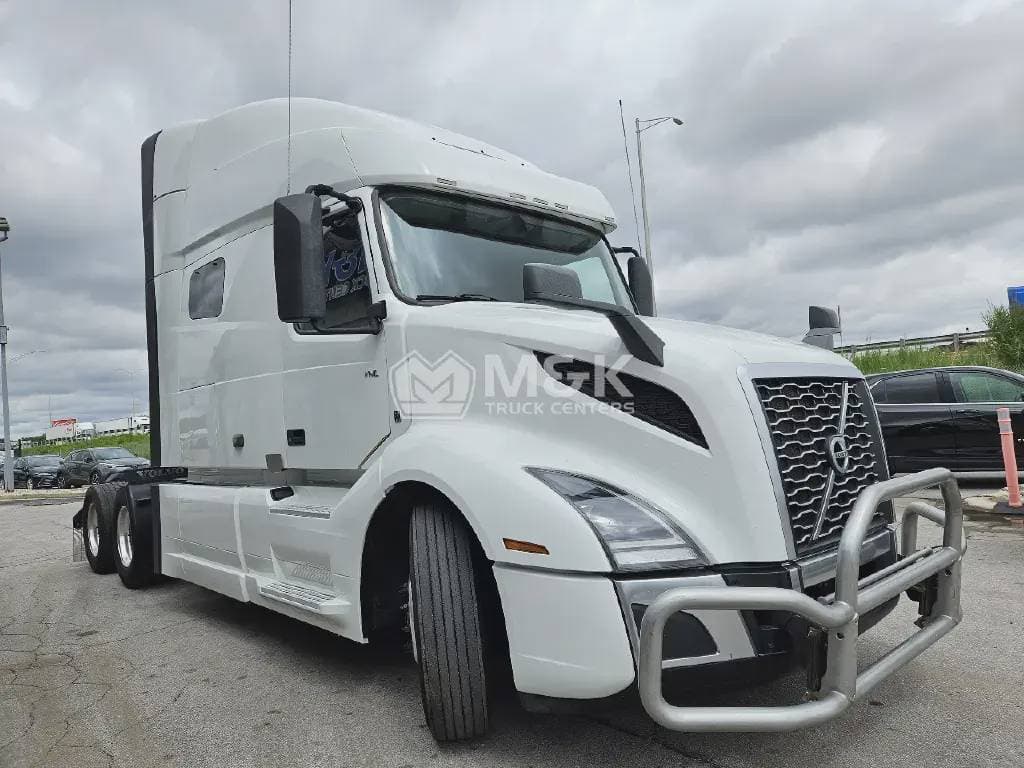 2022 Volvo VNL image 1