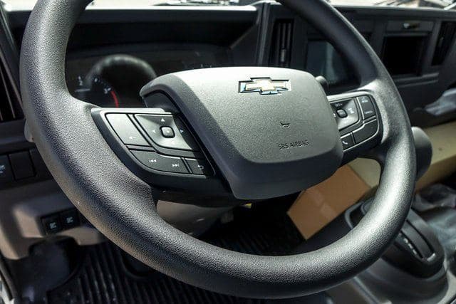 2025 Chevrolet 5500 XD LCF Diesel Base image 10