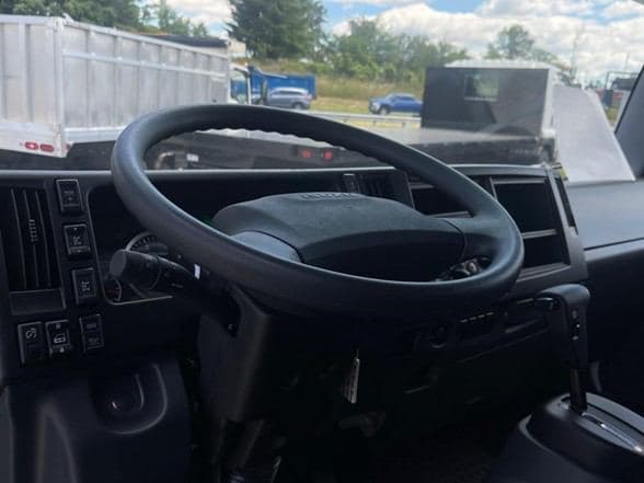 2024 Isuzu 3500 image 15