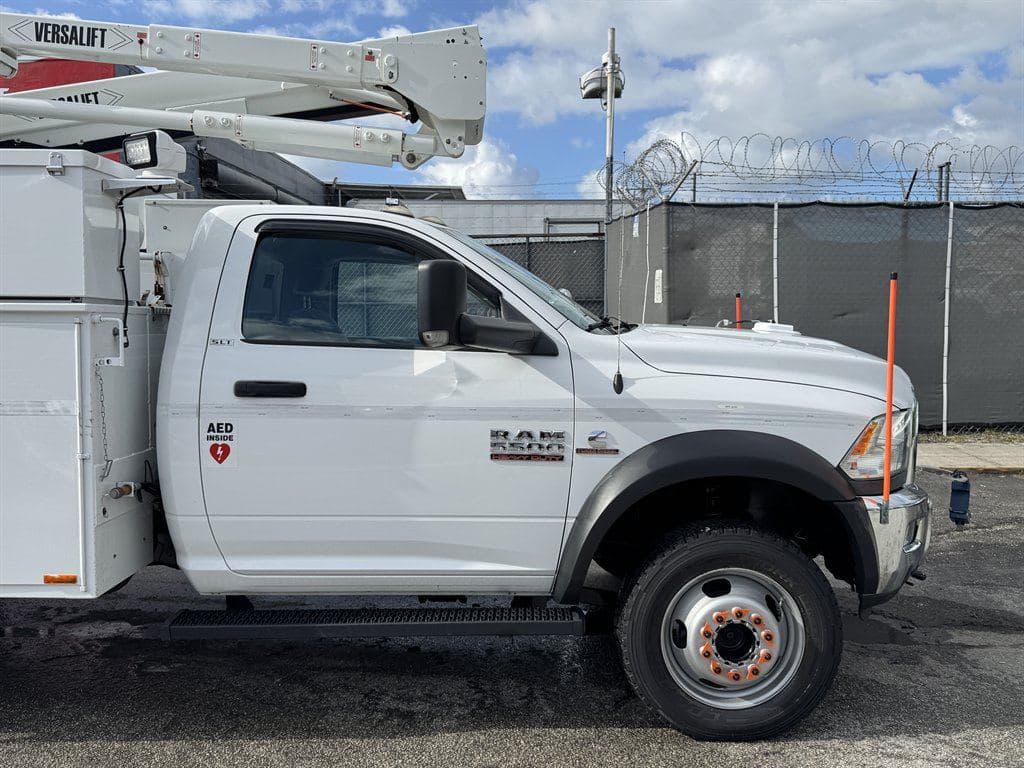 2017 RAM 5500 image 17