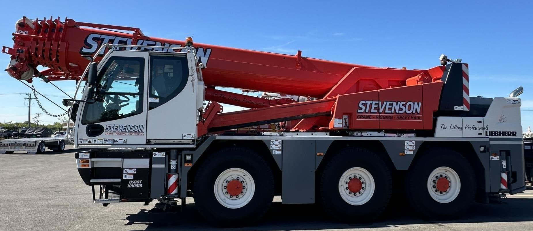 2020 LIEBHERR LTC1050-3.1 AT9641 image 1
