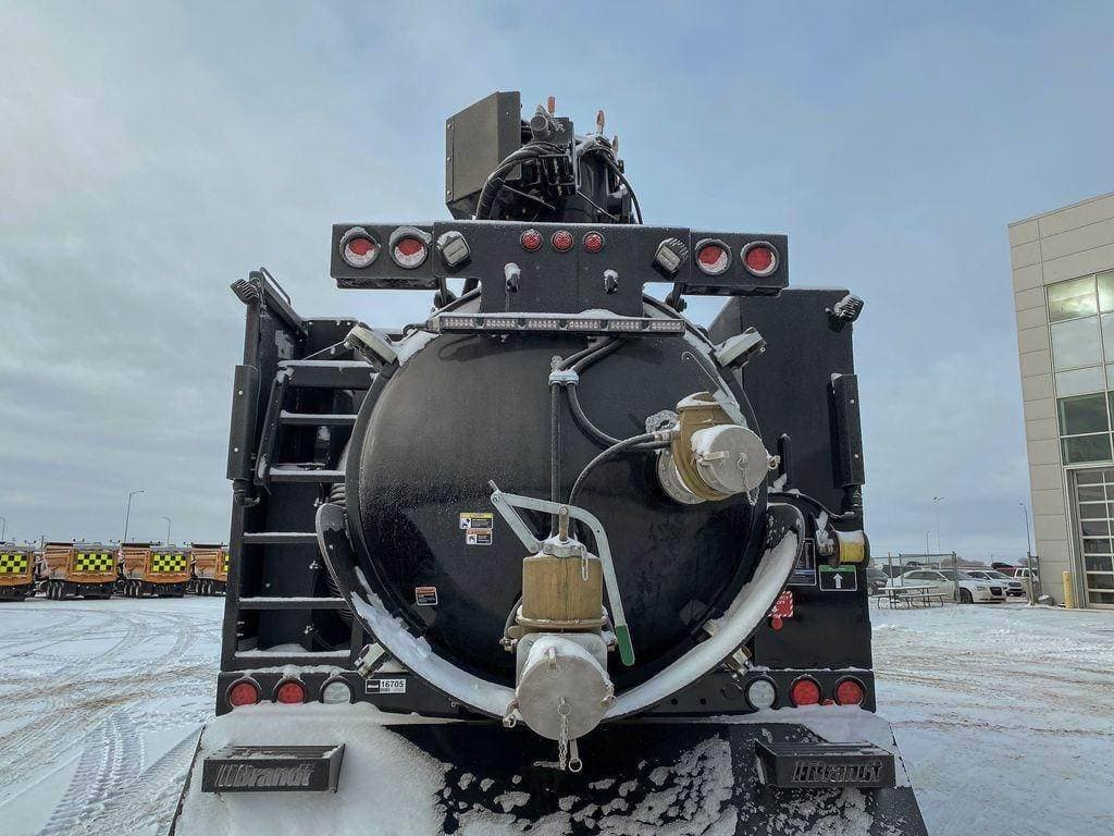 2024 Peterbilt 567 image 7