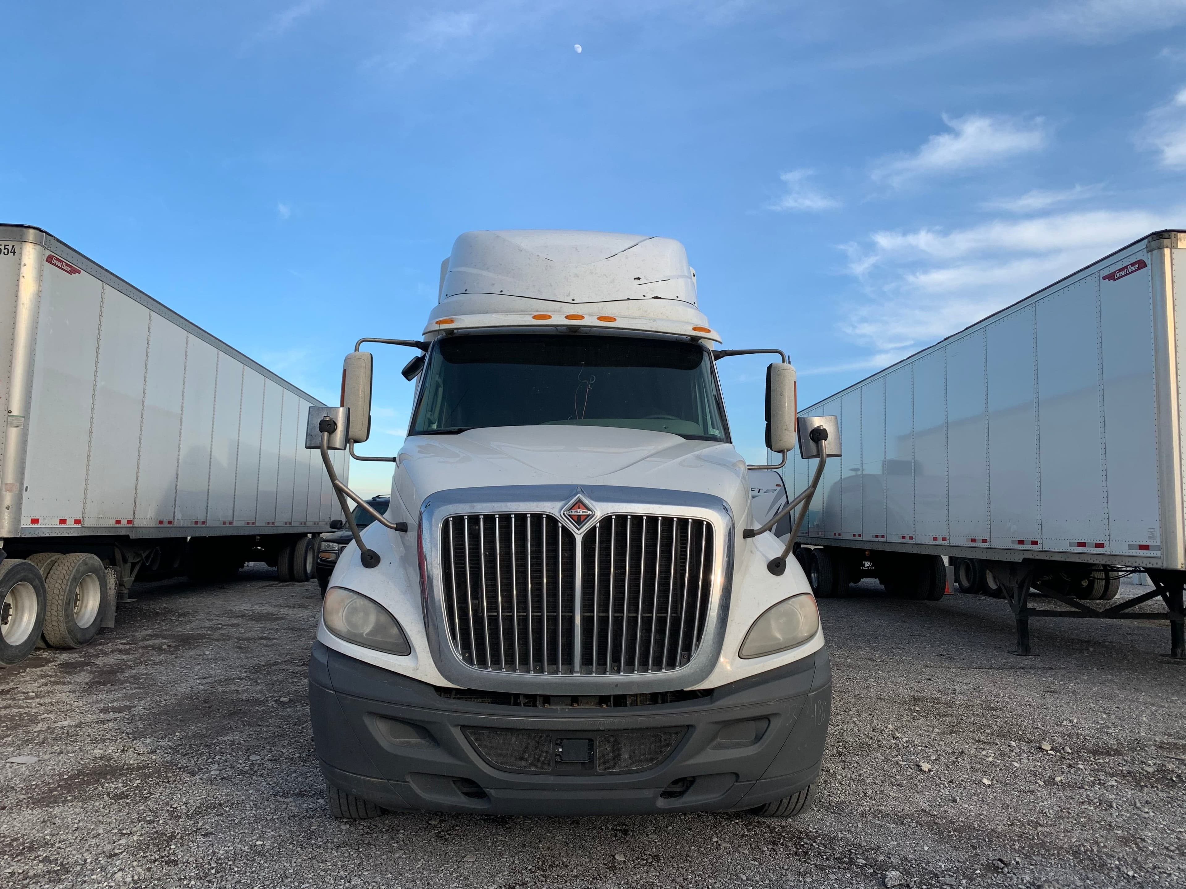 2015 International LF687 image 3