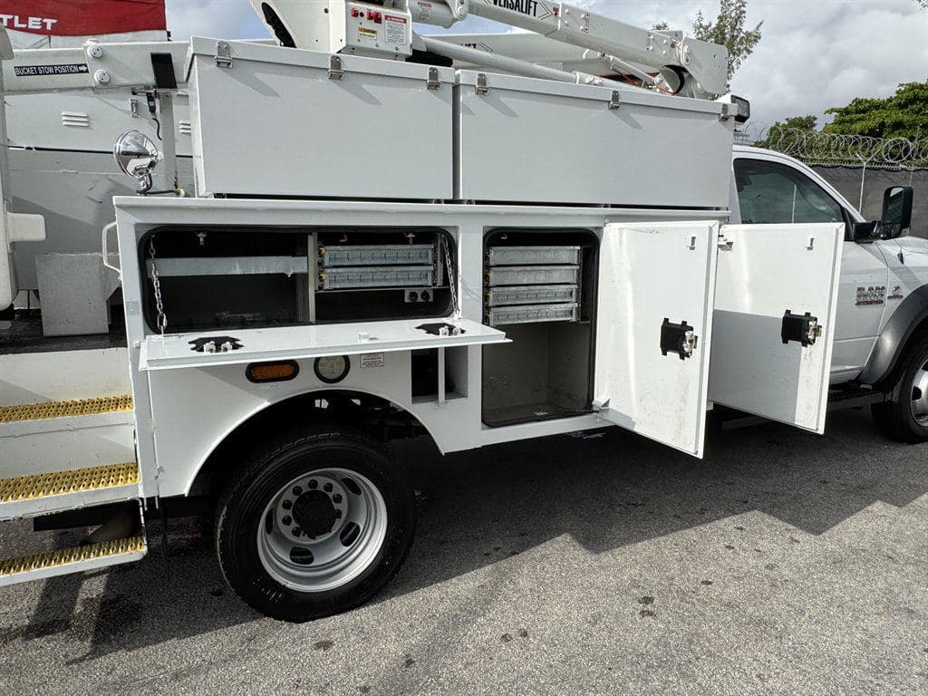 2017 RAM 5500 image 25